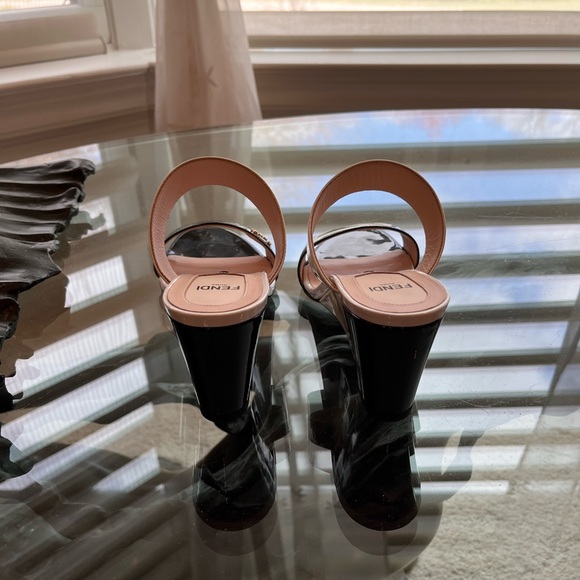 Fendi strapless Sandles - Picture 4 of 5